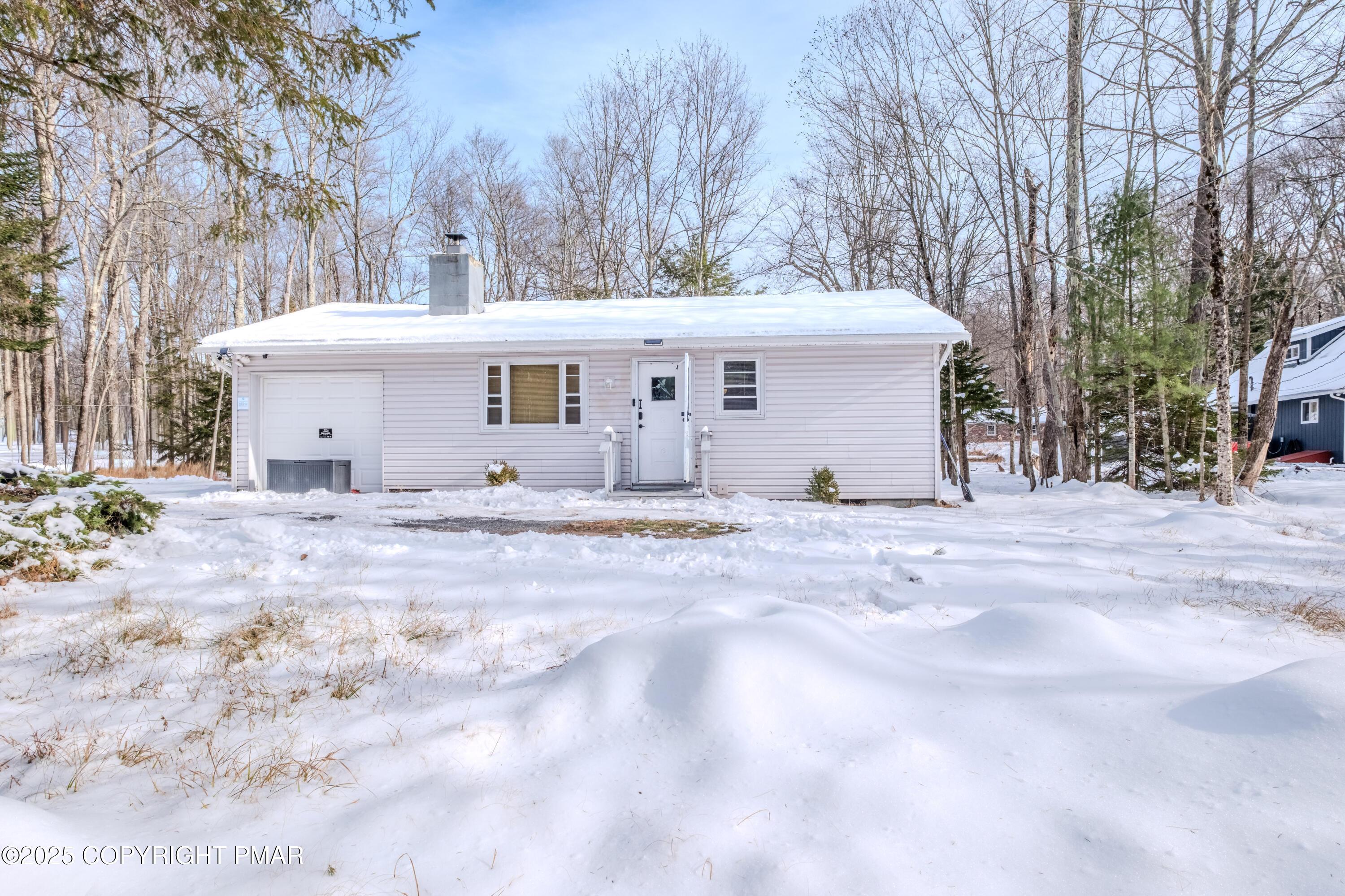 Lake Ln, Pocono Lake, PA 18347