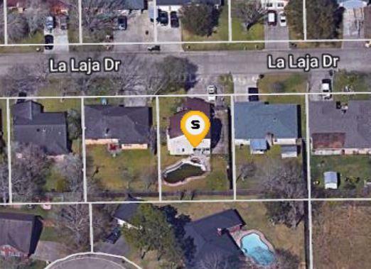 La Laja Dr, Angleton, TX 77515