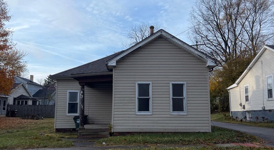 Maple St, Xenia, OH 45385