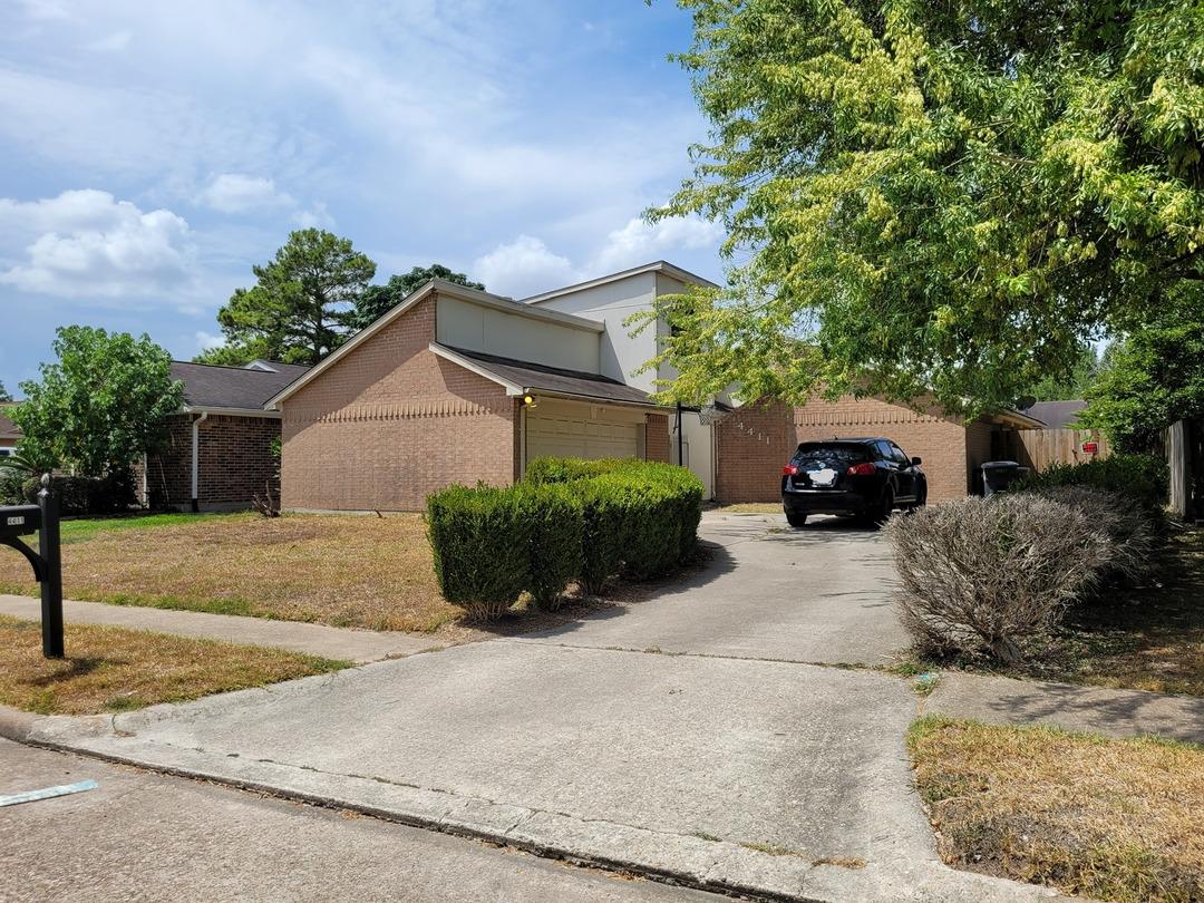 Stonehenge Trl, Houston, TX 77066