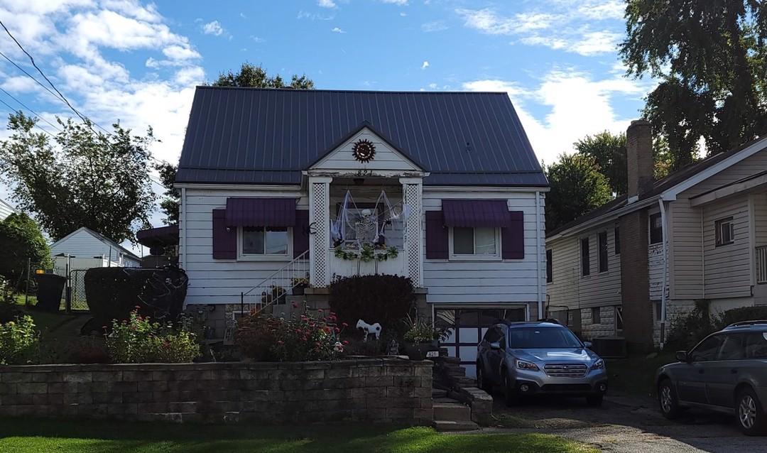 4th St, Verona, PA 15147