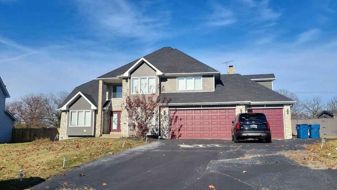 Huntley Woods Dr, Crete, IL 60417