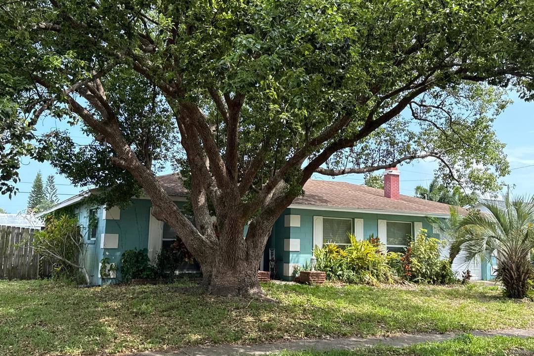 Watrous Dr, Titusville, FL 32780