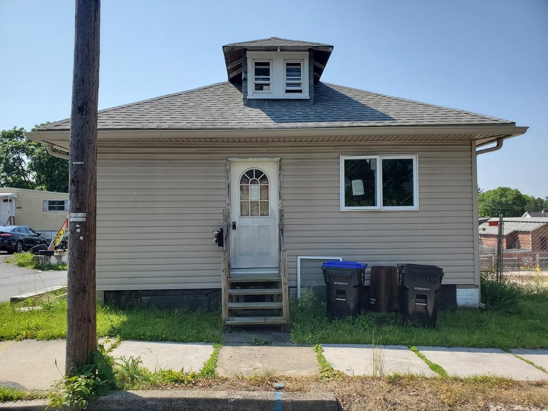 Herr St, Harrisburg, PA 17103