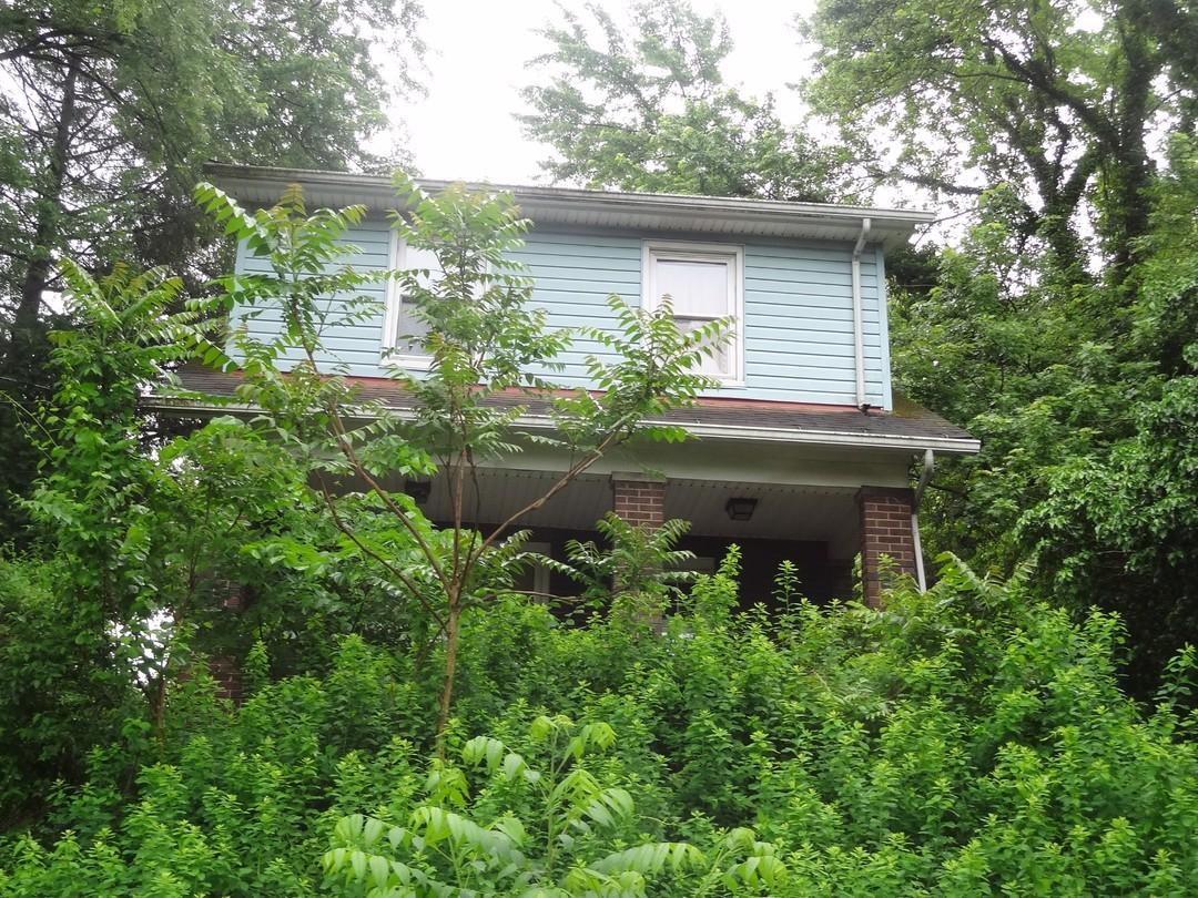 Montview Pl, Pittsburgh, PA 15221
