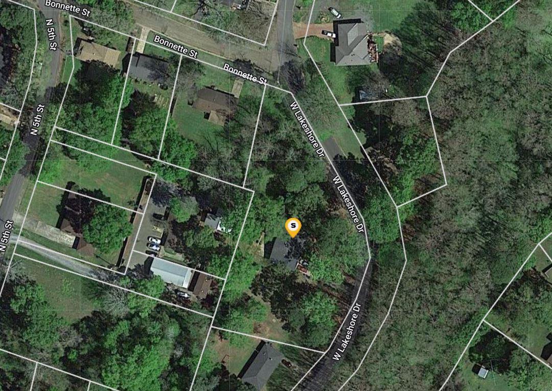 W Lakeshore Dr, Natchitoches, LA 71457