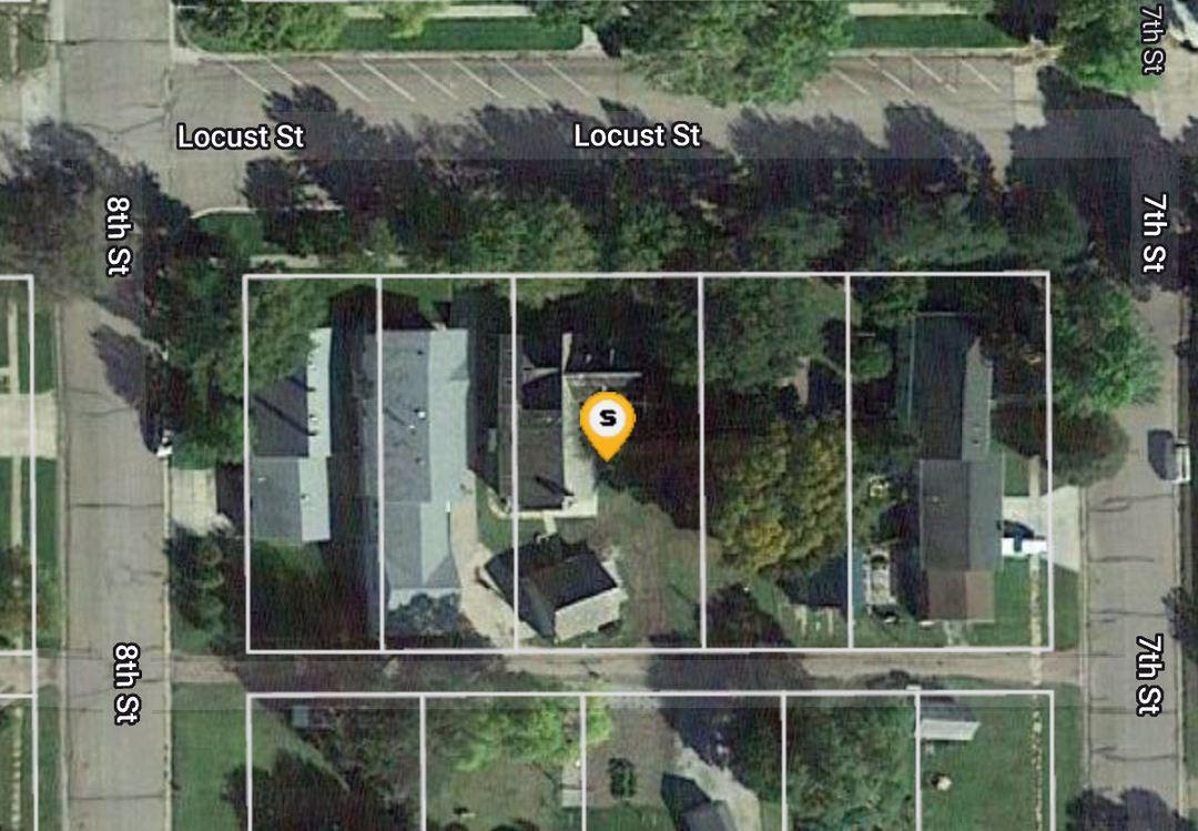 Locust St, Arapahoe, NE 68922
