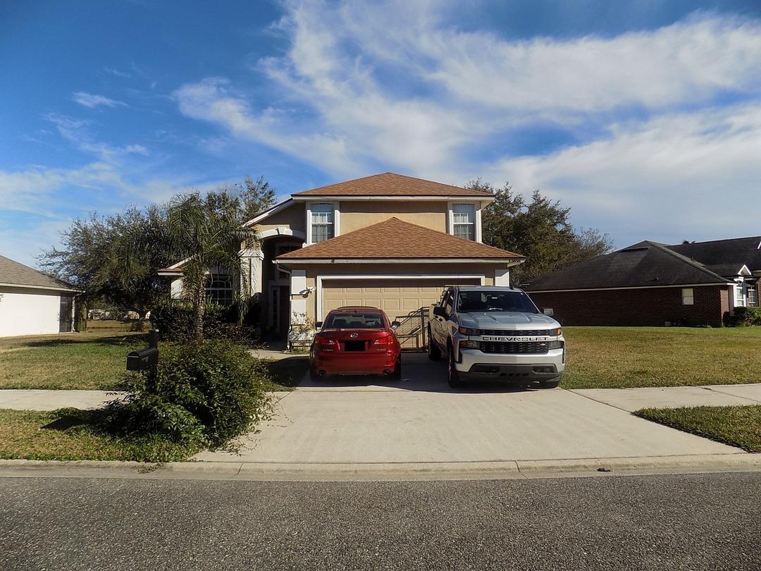 Fish Eagle Dr W, Jacksonville, FL 32226