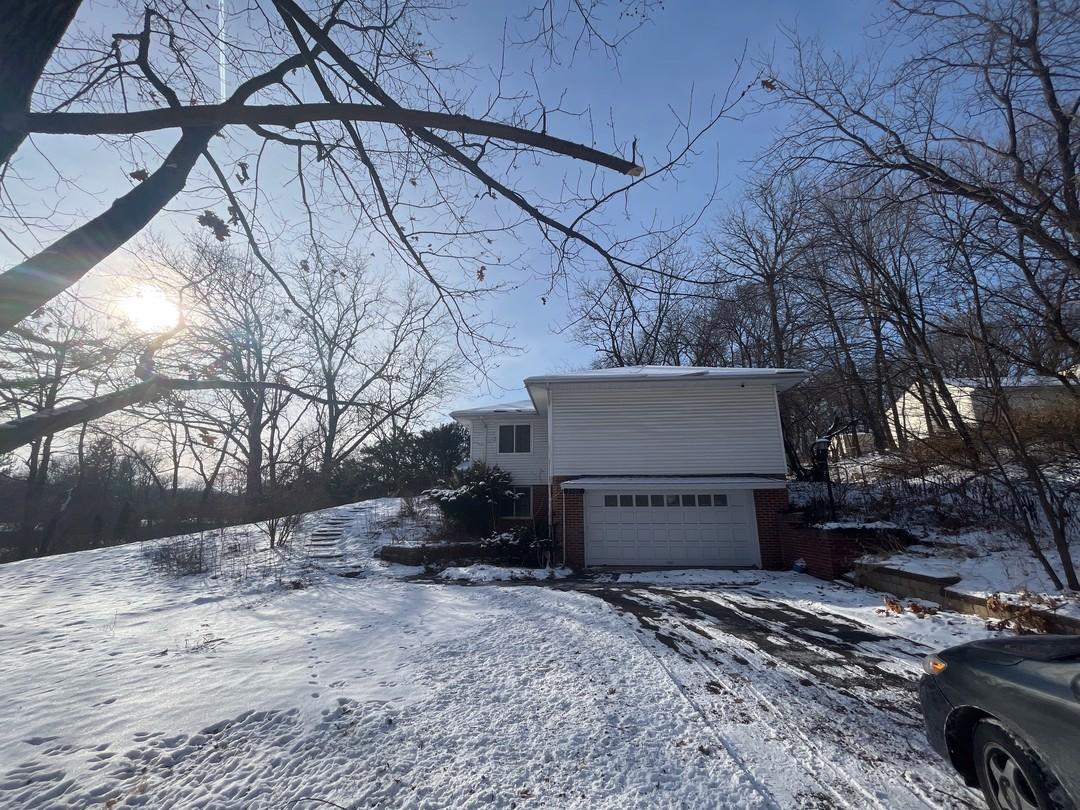Bradley Rd, Rockford, IL 61107